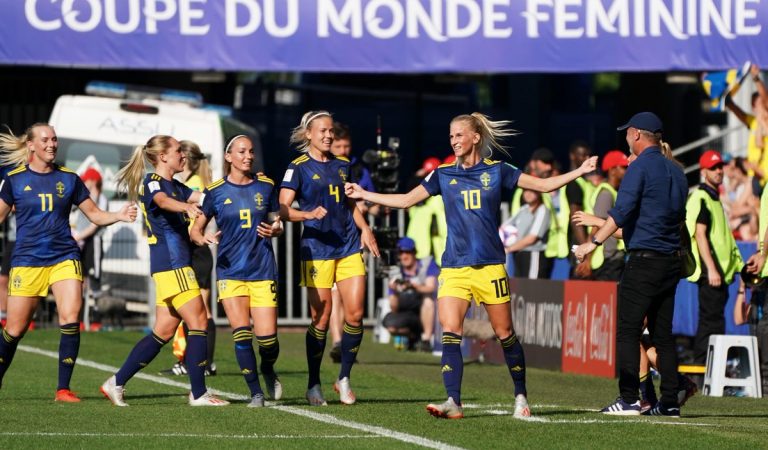 Suecia rompe su “maldición” ante Alemania y accede a semifinales del Mundial Femenil