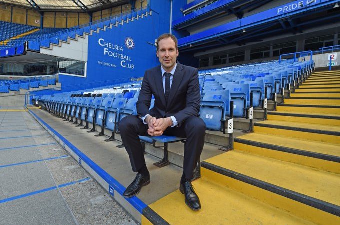 Petr Cech regresa a casa