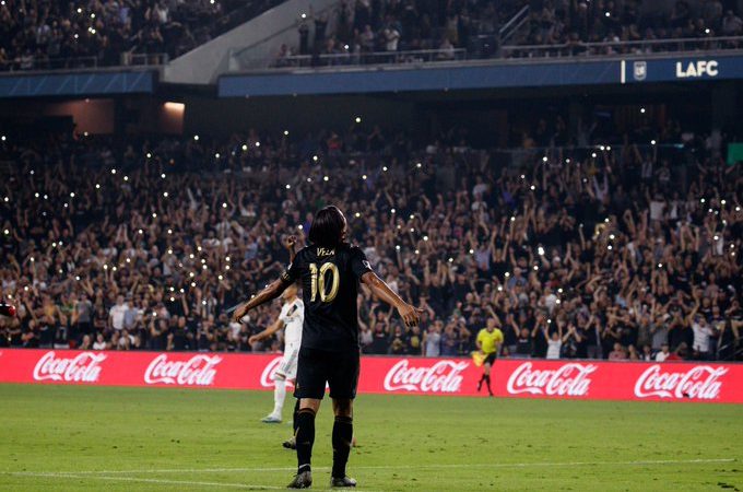 Carlos Vela vuela  hacia la gloria en la MLS