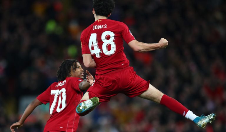 Liverpool se lleva el Merseyside Derbi en la FA Cup