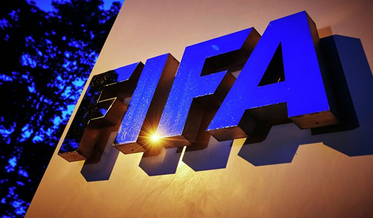 FIFA realizará un partido de caridad contra el COVID-19