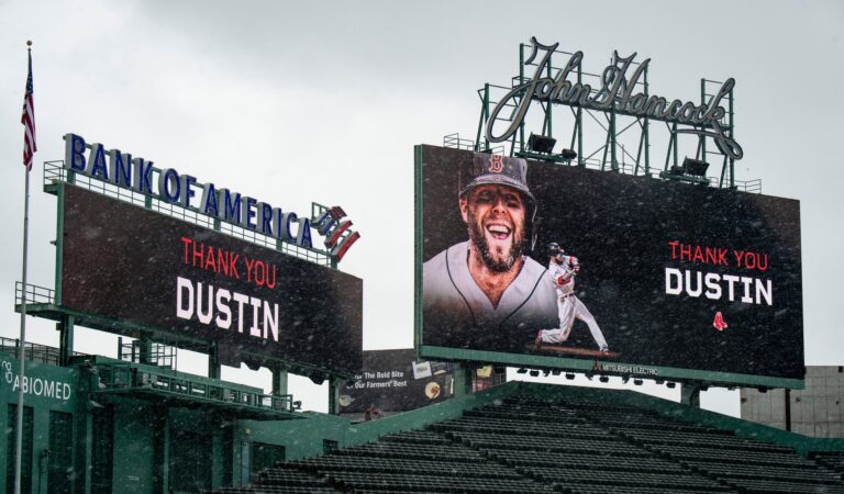 Dustin Pedroia anunció su retiro del béisbol