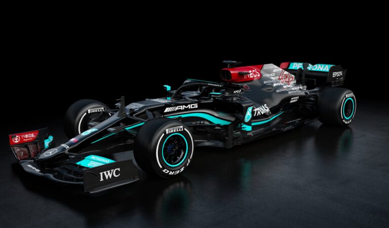 Mercedes Benz presentó su auto para la temporada 2021 en la Fórmula 1