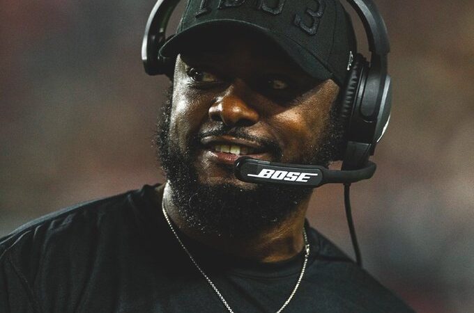 Mike Tomlin extendió contrato con Pittsburgh Steelers