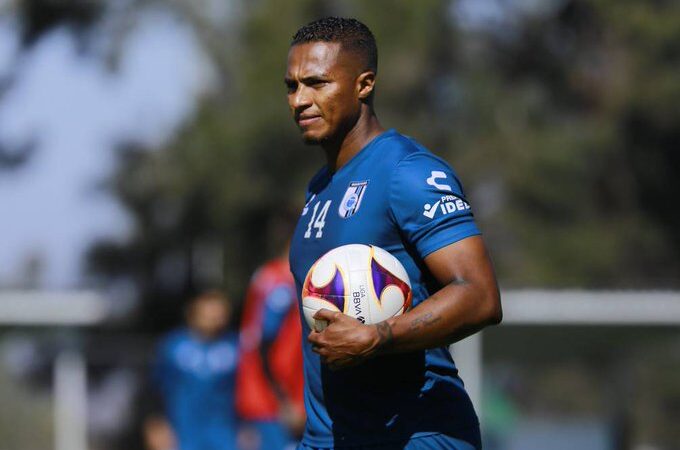 Antonio Valencia anunció su retiro del futbol