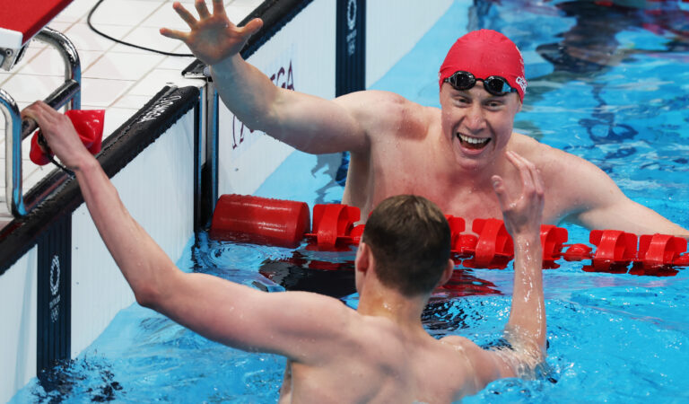 Rusia y Gran Bretaña hacen el 1 y 2 en la jornada varonil por la natación