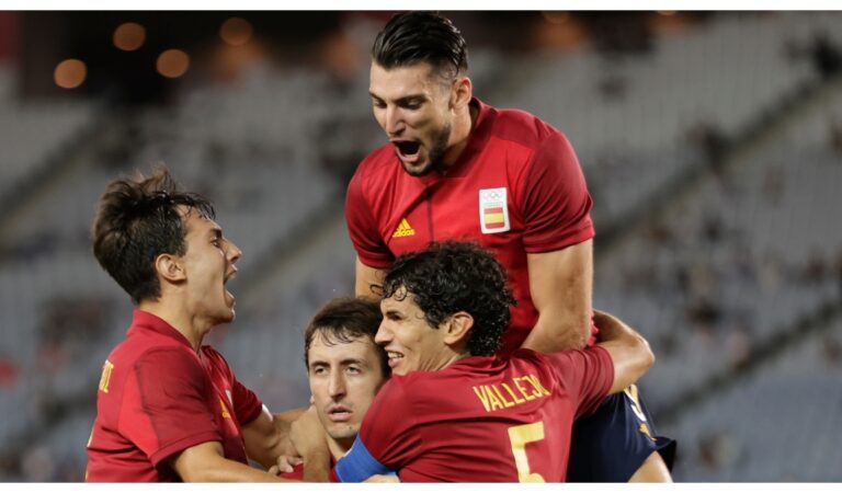 España remonta y se clasifica a semifinales en el futbol de Tokyo 2020