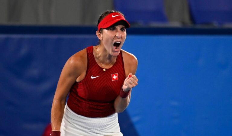 Belinda Bencic obtiene la medalla de oro en el tenis individual femenil de Tokyo 2020