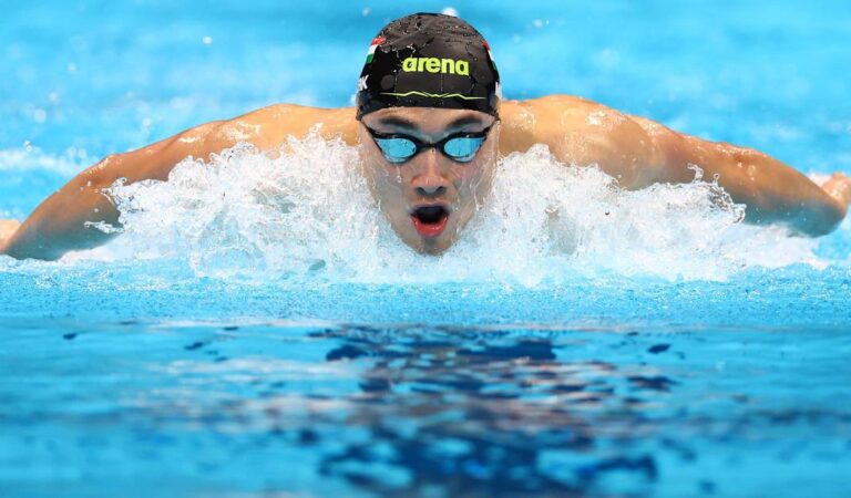 Kristof Milak conquista los 200 metros mariposa e impone nuevo récord olímpico; Gran Bretaña gana los 4×200 libres