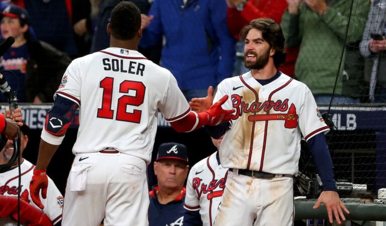 Los Bravos de Atlanta se ponen a un juego de ganar la Serie Mundial