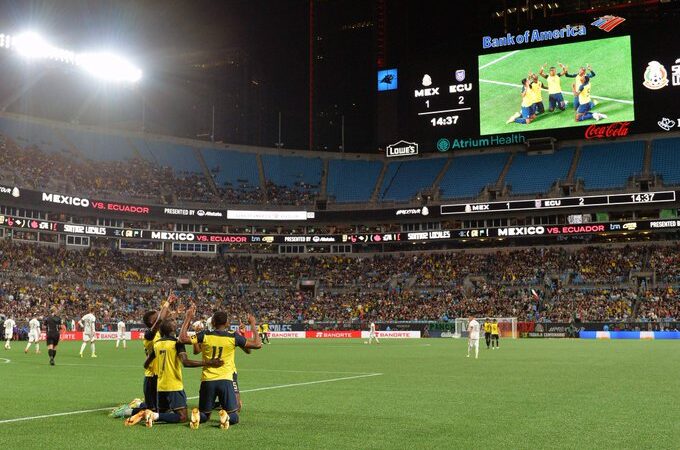 México cae ante Ecuador en duelo amistoso