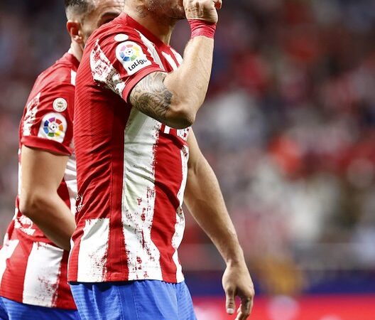 Atlético de Madrid vence al Barcelona con Luis Suárez tomando revancha