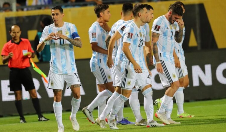 Argentina se impone en el Clásico del Río de la Plata rumbo a Qatar 2022