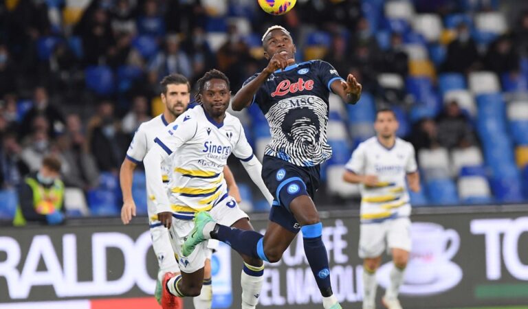 Napoli mantiene su invicto tras empatar con Hellas Verona