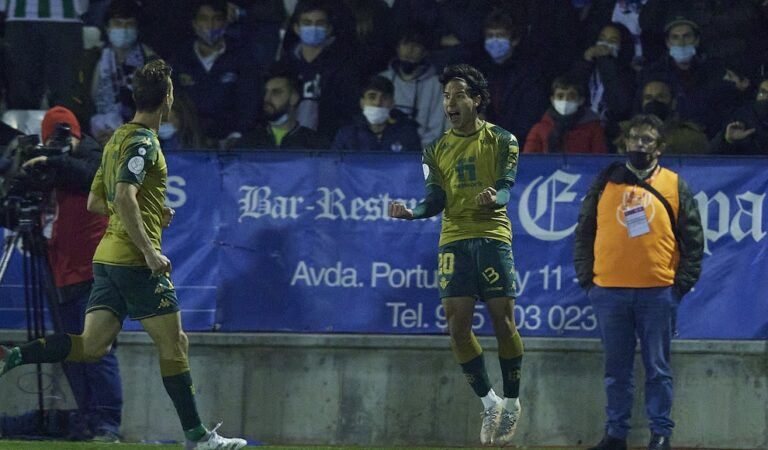 Diego Lainez volvió a anotar en la Copa del Rey y Betis calificó a la siguiente ronda
