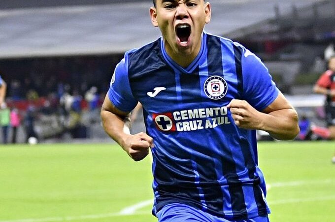 Cruz Azul vence a Bravos en el Azteca