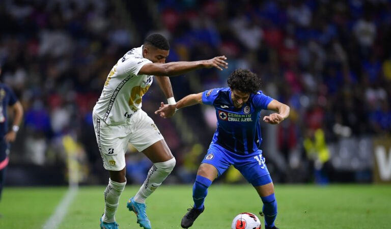 Pumas empata contra Cruz Azul y accede a la final de la CONCACAF Liga de Campeones