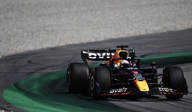 Max Verstappen y Sergio Pérez logran el 1-2 para Red Bull en el GP de España