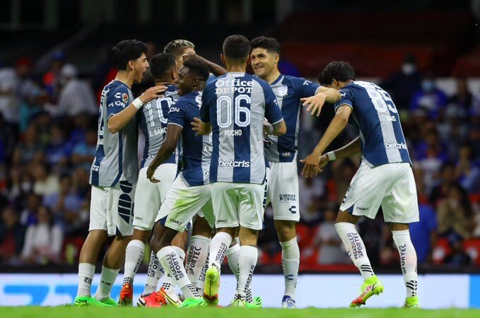 Pachuca se impone como visitante en el Estadio Azteca tras vencer a Cruz Azul