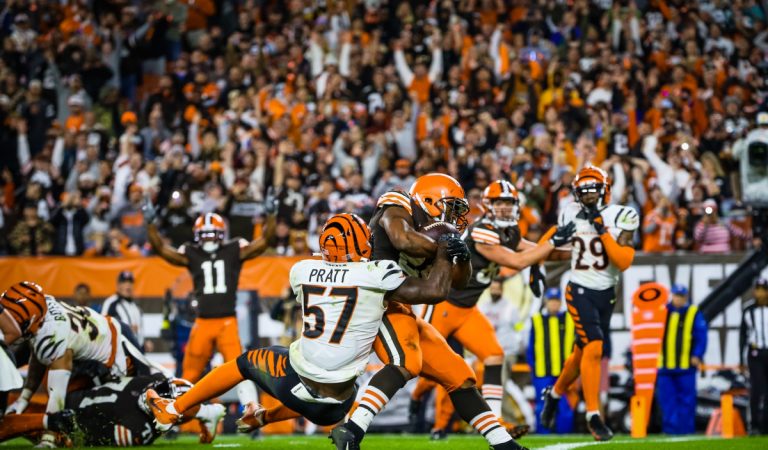 Cleveland dio cátedra y se llevó una victoria contundente contra Cincinnati