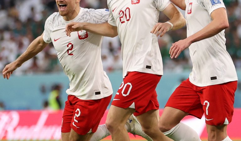 Polonia vence a Arabia Saudita y se coloca como líder del Grupo C en Qatar 2022