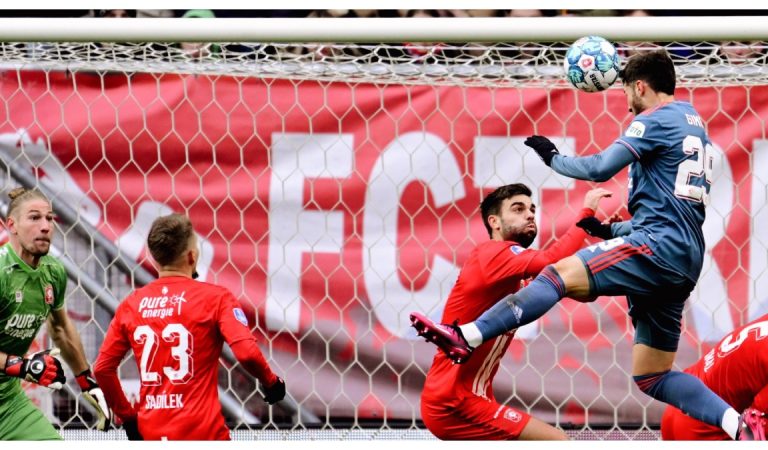 Santiago Giménez volvió a anotar en el empate del Feyenoord