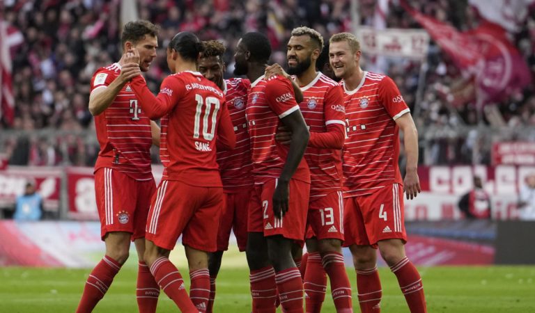 Bayern München recupera el liderato de la Bundesliga tras vencer a Borussia Dortmund en el clásico de Alemania