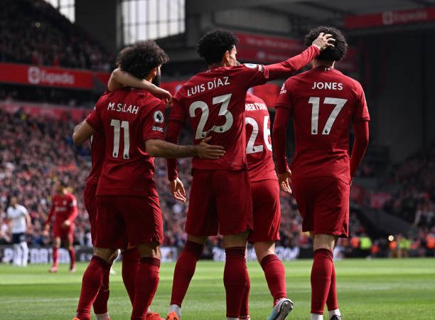 Liverpool sacó un triunfo de alarido ante Tottenham por la Premier League