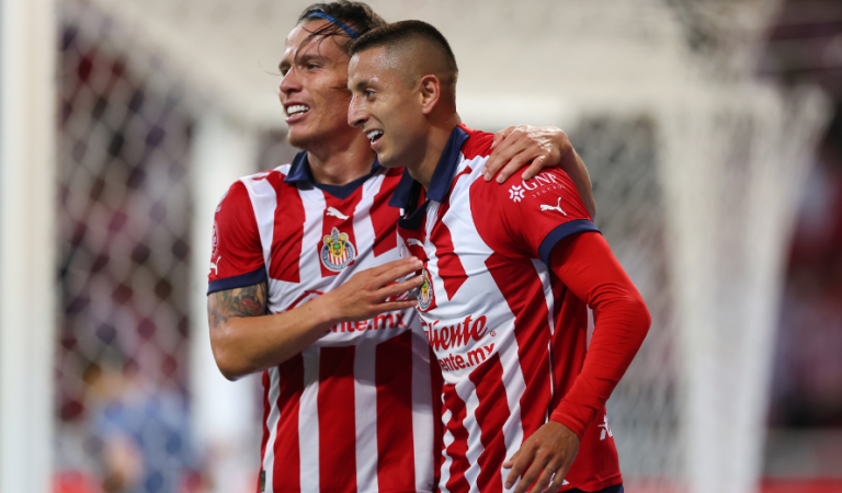 Chivas toma revancha y se impone en el Akron frente al León