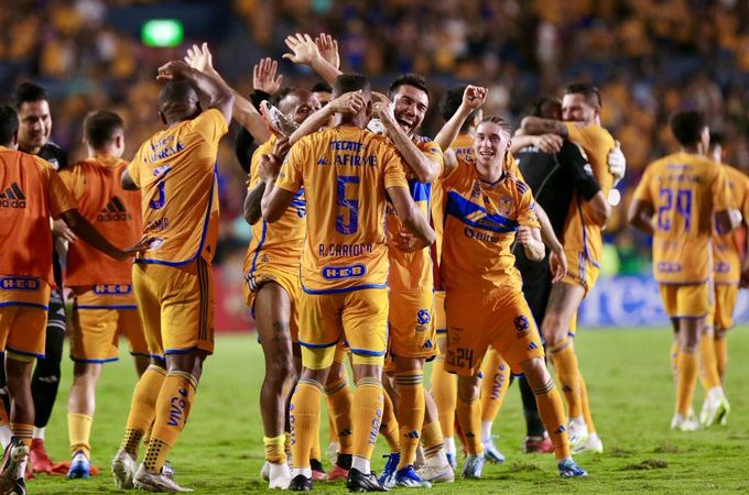 Los Tigres ganaron y hundieron al América desde el Ciudad de Los Deportes