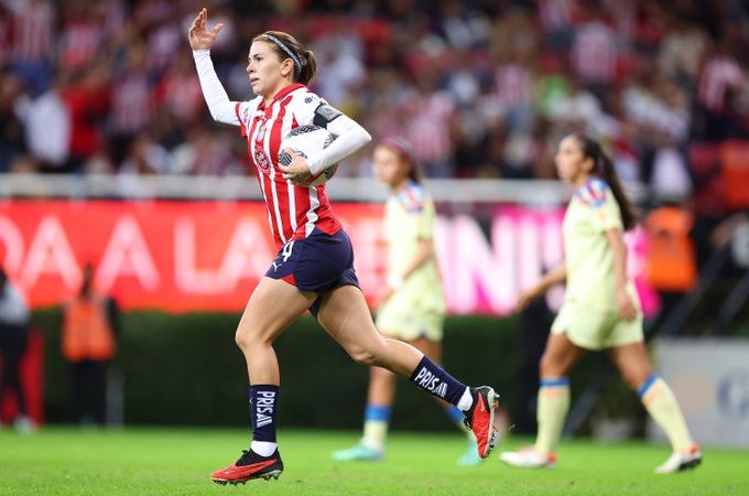 Chivas Femenil rescata el empate ante América y definirán todo en el Azteca