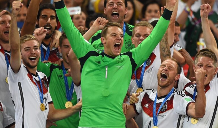 Manuel Neuer anunció su retiro de la Selección de Alemania