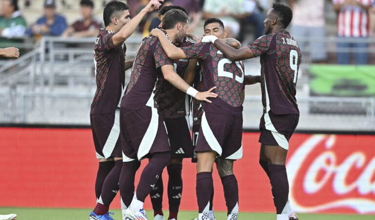 La selección mexicana venció a Nueva Zelanda en el debut de Javier Aguirre como técnico