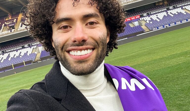 Debut de ensueño para César Huerta con Anderlecht