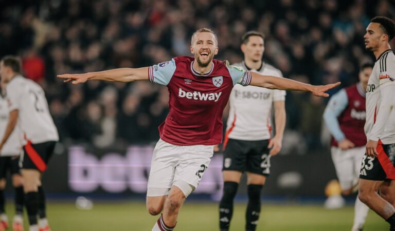 West Ham sacó la victoria sobre Fulham en la fecha 21 de la Premier League