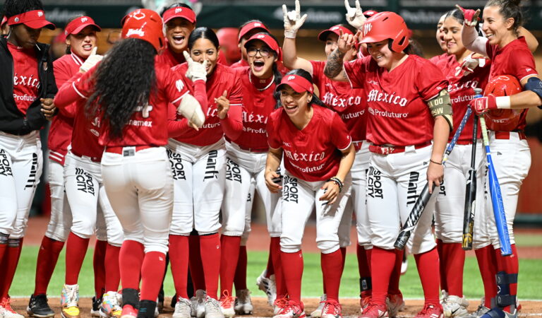 Diablos Rojos Femenil barre a Naranjeros Sóftbol Femenil en el AHH