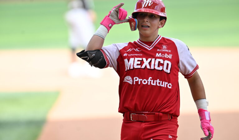 Diablos Rojos del México barre a los Olmecas de Tabasco en la última serie de temporada regular en casa