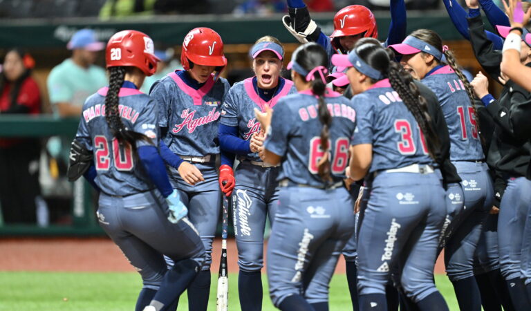 El Águila de Veracruz Softbol en detiene la racha de victorias de Diablos Rojos Femenil